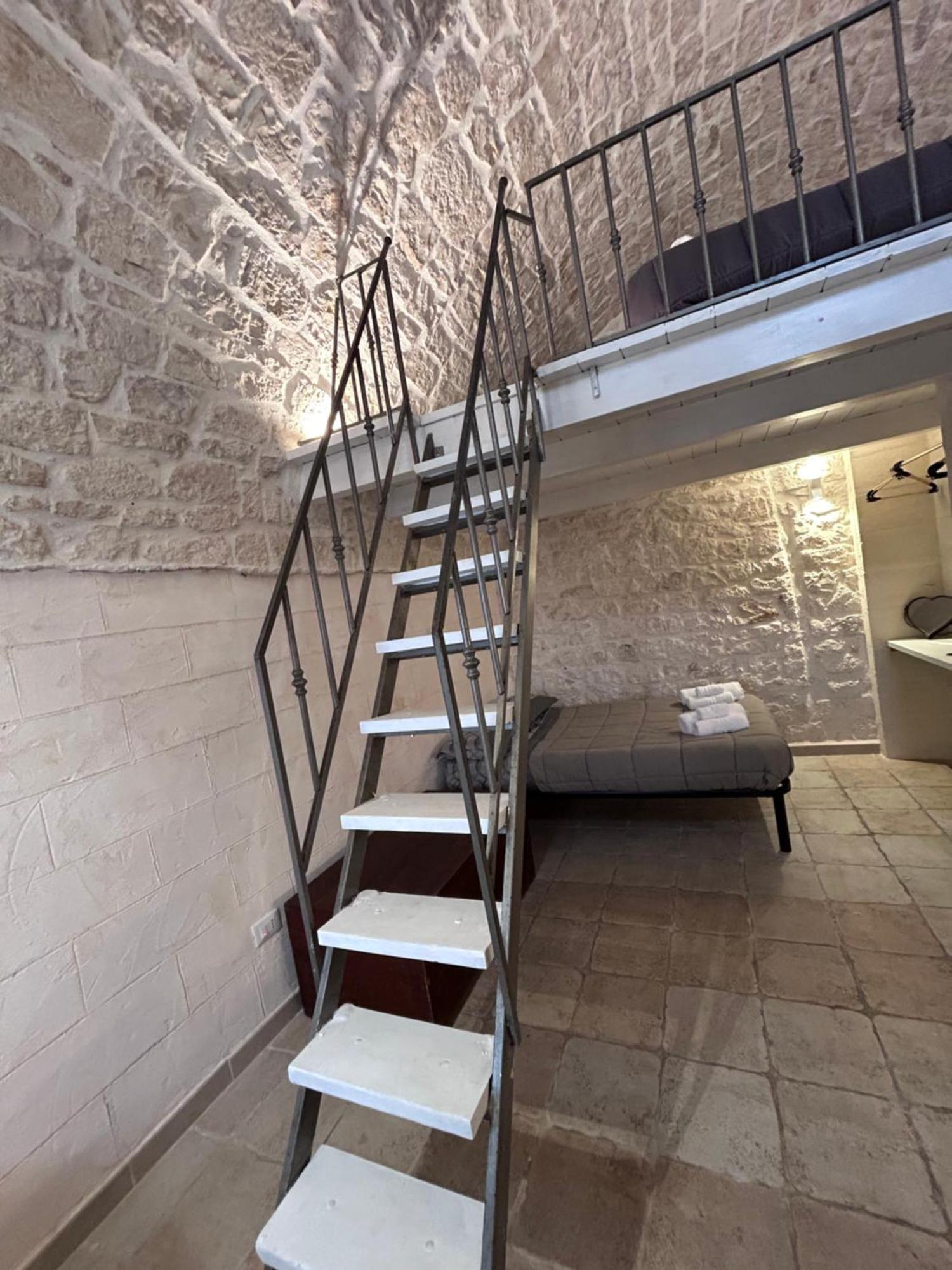 La 13 Guest House Ostuni Extérieur photo